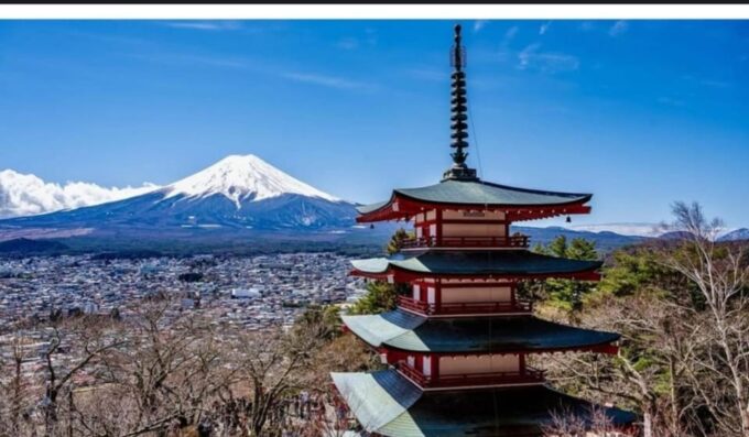 Tokyo: Private Day Trip to Mount Fuji and Hakone - Visiting Arakura Fuji Sengen Shrine