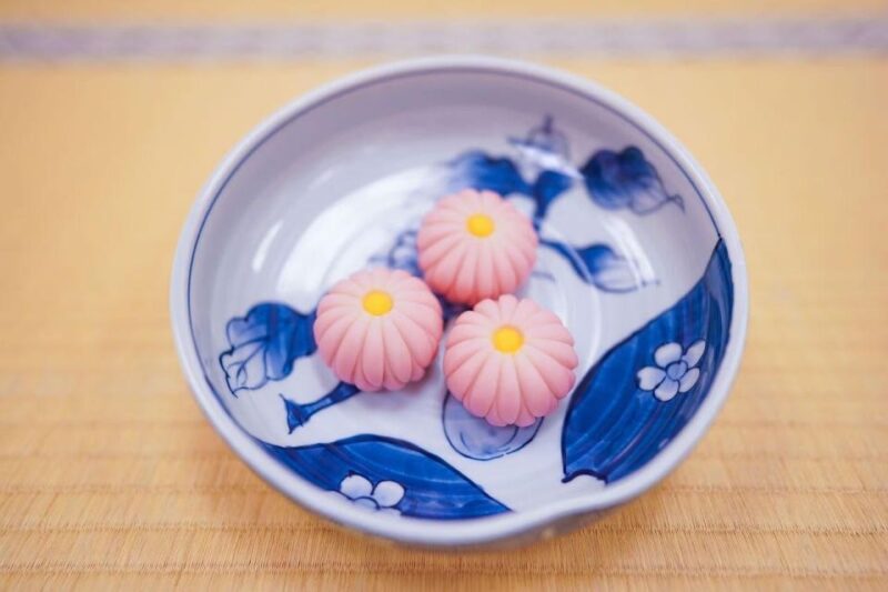 Tokyo: Private Japanese Traditional Tea Ceremony - Lecture on Japanese Tea Culture