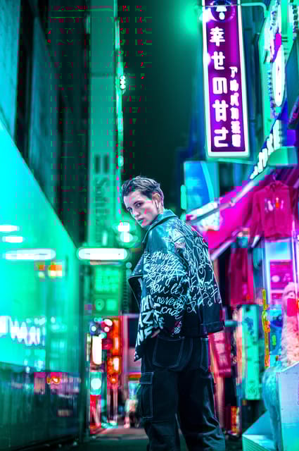 Tokyo Private Photo Tour With Nightstreet Neon Photographer - Booking Information