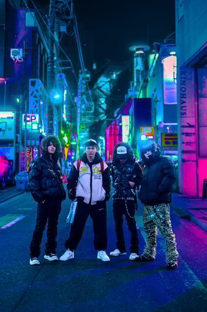 Tokyo Private Photo Tour With Nightstreet Neon Photographer - Customizable Experience