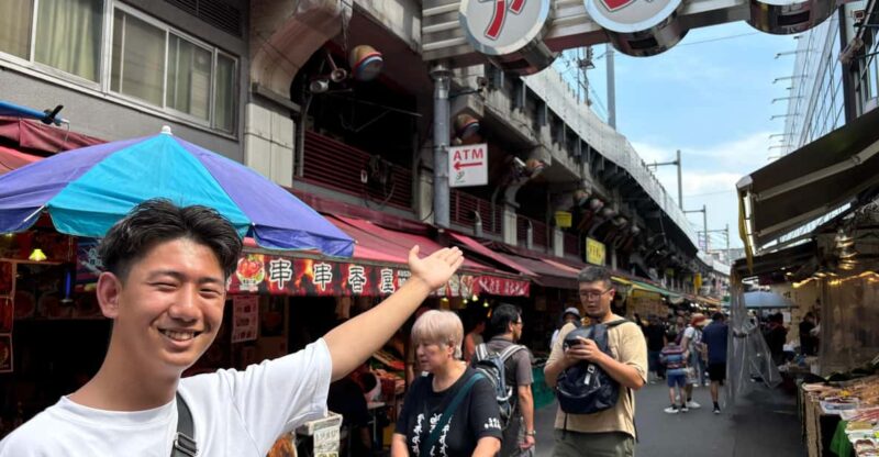 Tokyo: Private Ueno Historical & Local Tour (With Lunch) - Exploring Uenos Highlights