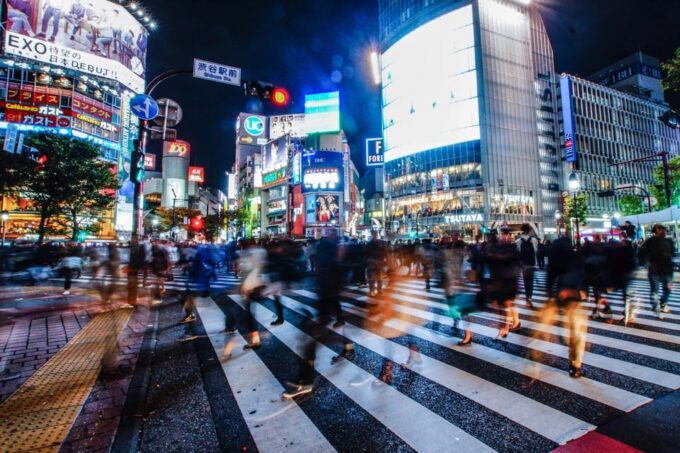 Tokyo: Shibuya Walking Tour With Crossing & Hachiko Statue - Ending at the Iconic Hachiko Statue