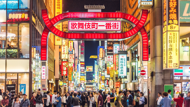 Tokyo: Shinjuku Private Bar Hopping Tour - Itinerary
