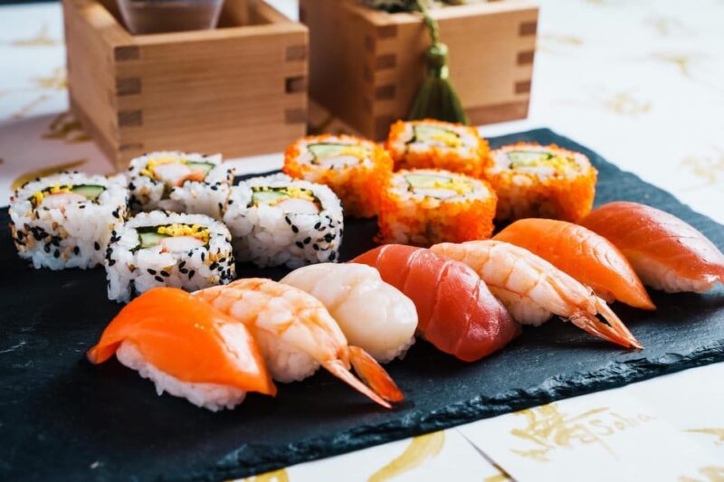 Tokyo: Sushi Making Class With Optional Sake Set in Asakusa - Instructors and Learning Environment