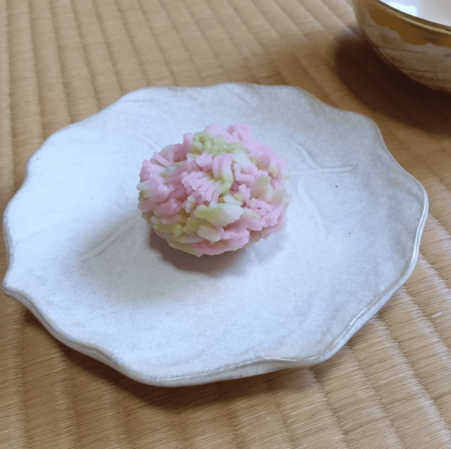 Tokyo: Tea Ceremony Experience in a Small Tea Room - Savoring the Matcha and Dried Sweets