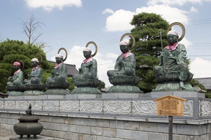Tokyo to Nagano: Snow Monkey Park and Zenkoji Temple - Free Cancellation Policy