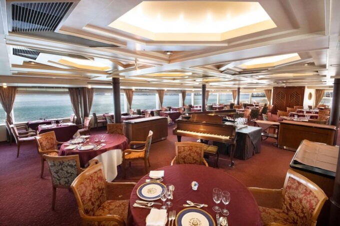 Tokyo: Tokyo Bay Dinner Cruise - Small Group Excursion