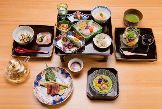 Tokyo: Traditional Performing Arts Show With Lunch/ Dinner - Duration and Timings