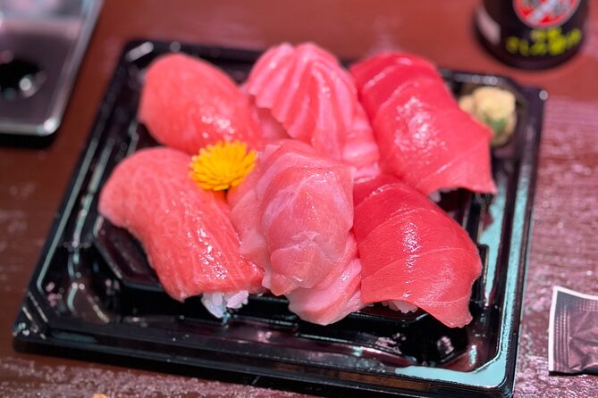 Tokyo Tsukiji Fish Market Food and Walking Tour - Indulging in Fresh Sushi and A5 Wagyu Beef