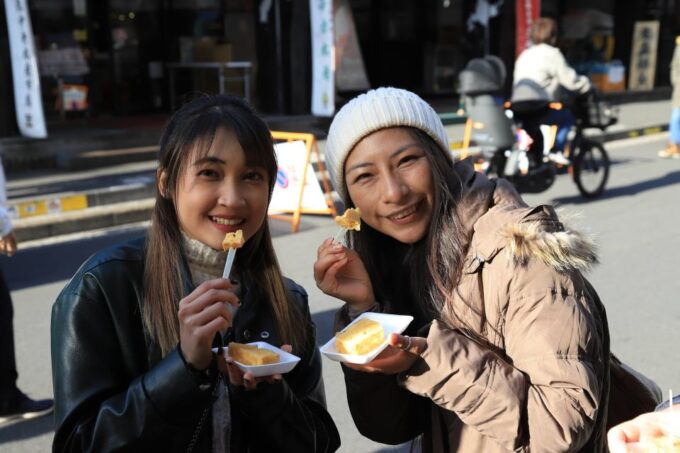 Tokyo: Tsukiji Fish Market Street Food Tour With Tasting - Frequently Asked Questions