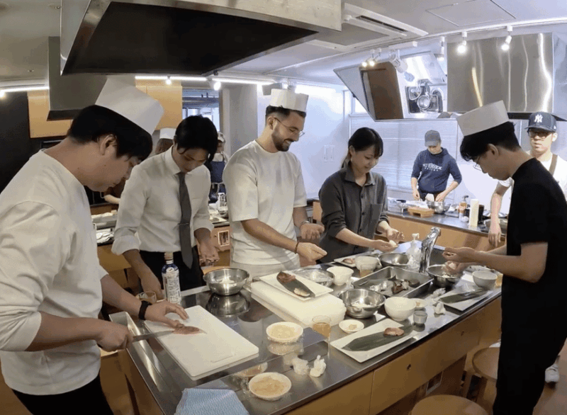 Tokyo : Tsukiji Fish Market Sushi Cooking and Sake Tasting - Discovering the Art of Sake Tasting