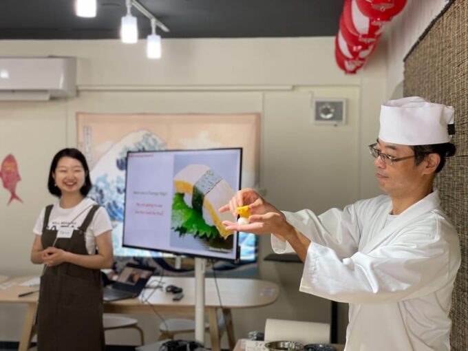 Tokyo: Tsukiji Fish Market Sushi Making Class With Pro Chef - Frequently Asked Questions