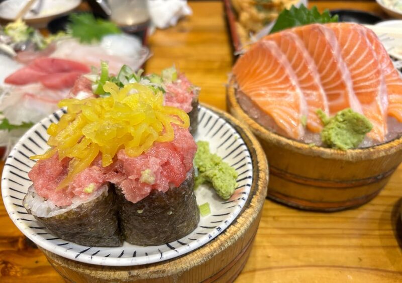 Tokyo: Ueno Food Tour With 15 Dishes at 4 Eateries - Itinerary