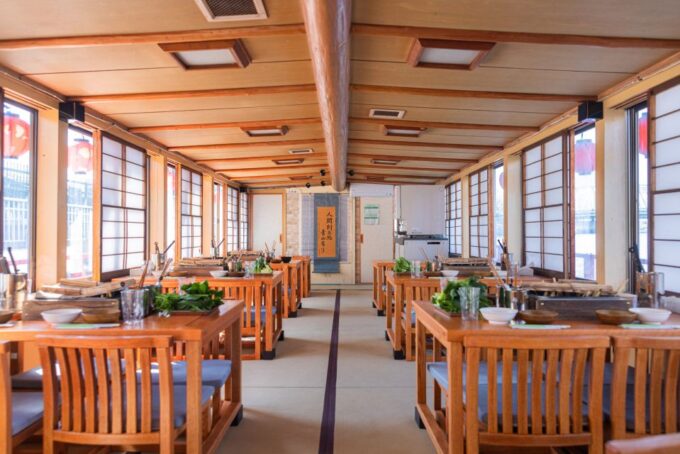Tokyo: Yakatabune Dinner Cruise With Japanese Show & Drinks - Departure and Return Locations