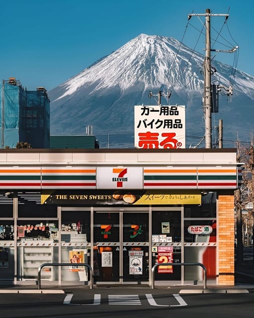 Tokyo:Mount Fuji & Hakone Customized Tour With English Guide - Kitaguchi Hongu Fuji Sengen Shrine: Historic Shrine Surrounded by Nature