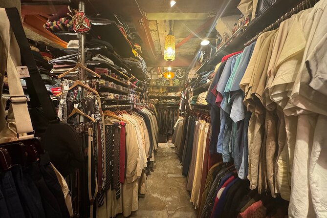 Tokyos Neighborhood Digs: Coffee, Records & Vintage Vibes - Experiencing Nakano Broadways Eclectic Offerings