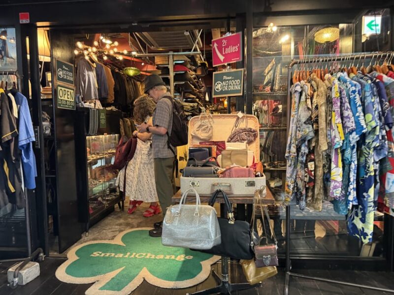 Tokyos Neighborhood Digs: Coffee, Records & Vintage Vibes - Navigating Nakanos Wonderland for Collectors