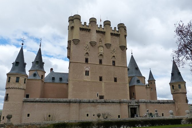 Toledo and Segovia Day Trip From Madrid - Segovia Cathedral and Alcázar