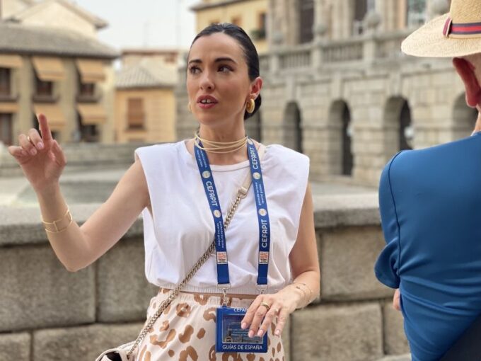 Toledo: Exclusive Private Tour With Licensed Guide - Experiencing Exclusive Access