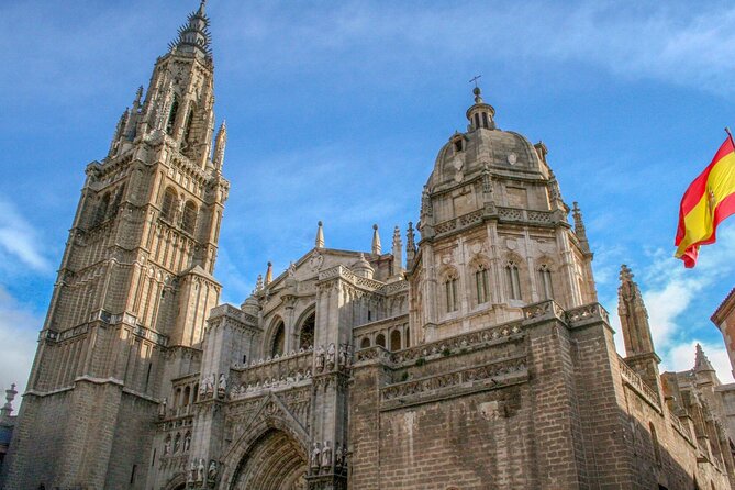 Toledo Full Day Tour With Tapas and Wine - Explore Toledos Synagogue