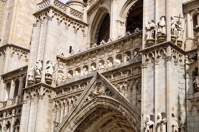Toledo Historical Small Group Tour With Cathedral & Monuments - Traveler Reviews and Feedback