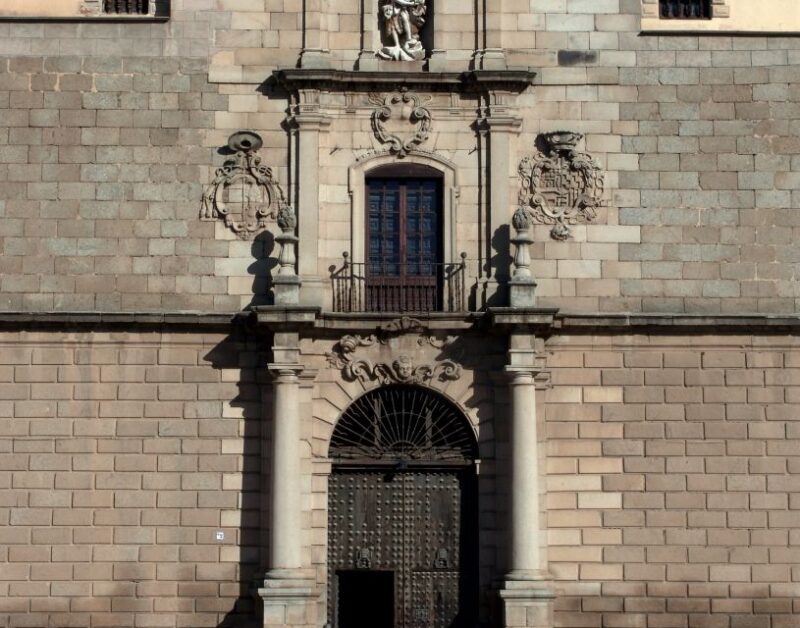 Toledo: Hospital De Tavera Entrance Ticket - Getting to the Hospital
