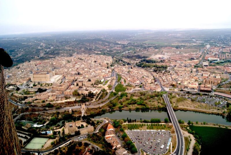 Toledo: Hot Air Balloon Ride With Spanish Breakfast - Inclusions and Amenities