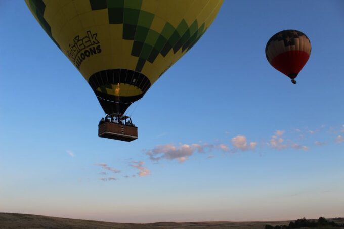 Toledo: Hot Air Balloon Ride With Spanish Breakfast - Flight Confirmation and Weather-Based Decision