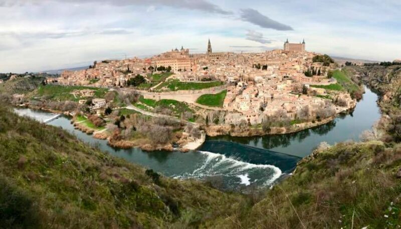 Toledo: Legends and Secrets Walking Tour in Spanish - Booking Information
