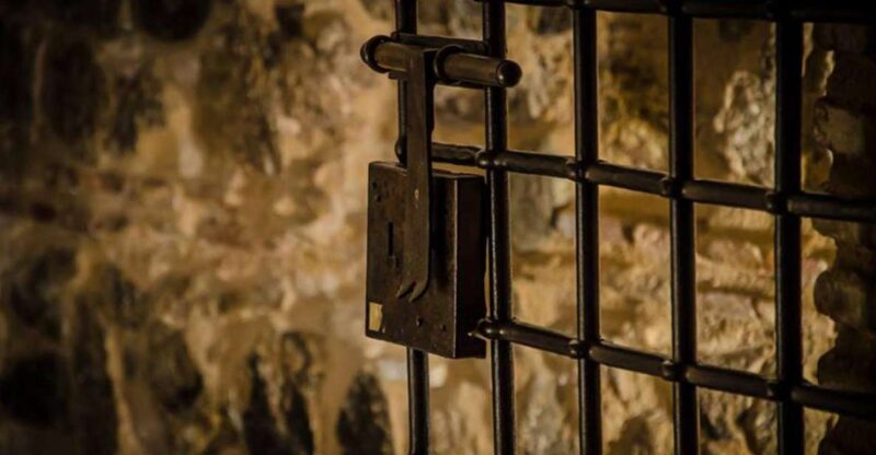 Toledo: Mysteries and Secrets Tour in Spanish - Booking and Cancellation