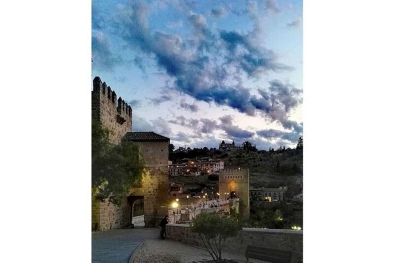 Toledo: Private Walking Tour With a Local Guide - Art, Traditions, and Gastronomy