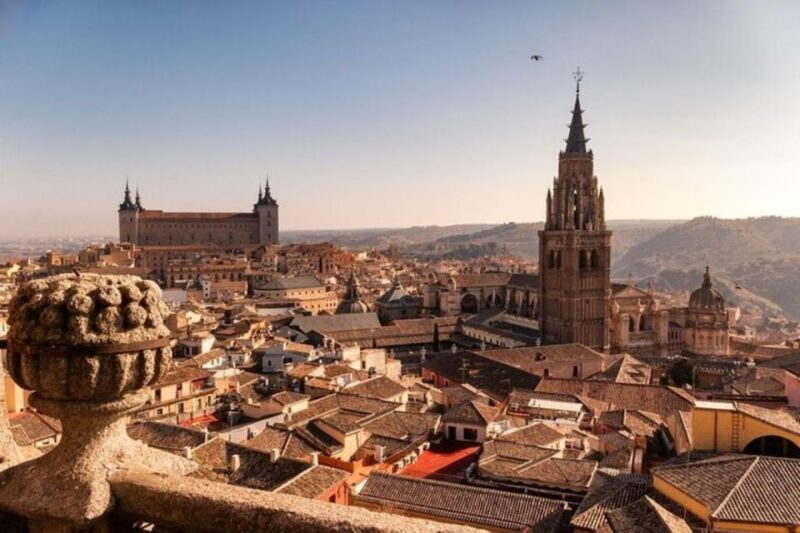 Toledo : Private Walking Tour With a Pro Guide - Itinerary Highlights