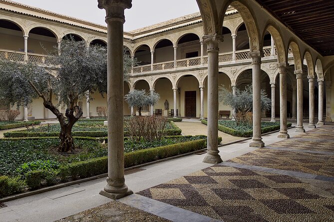 Toledo Private Walking Tour With Professional Local Guide - Availability and Cancellation