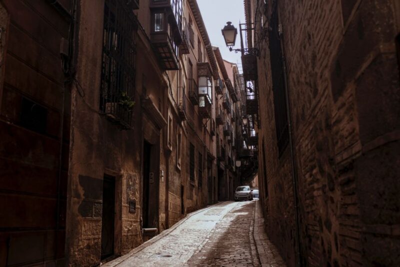 Toledo: Private Walking Tour With Toledo Cathedral Entry - Toledo Cathedral Visit