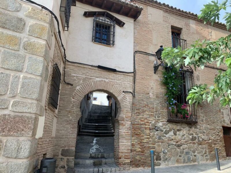 Toledo: Sepharad Jewish Quarter Walking Tour - Sights and Activities