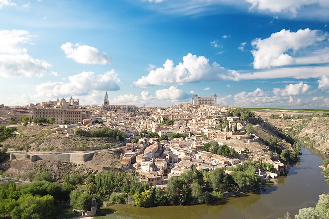 Toledo Tour From Madrid With Cathedral & Tourist Bracelet - Experiencing Toledo