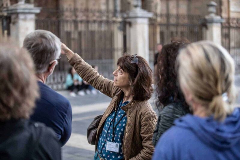 Toledo'S Gems: 3-Hr Private Tour With Expert Local Guide - Historic Center With Monuments