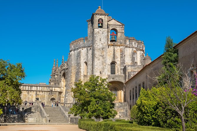 Tomar and Castle of Almourol Private Full-Day Tour From Lisbon - History of the Knights Templar