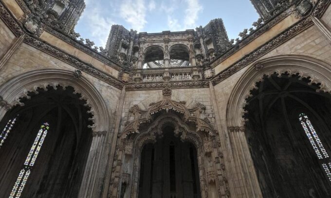 Tomar & Batalha: Full-Day Private Transport From Lisbon - Batalha Monastery