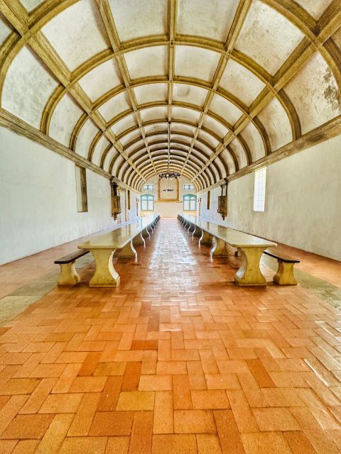 Tomar Knights Templar and Jurrasic Era Caves Private Tour - Convent of Christ