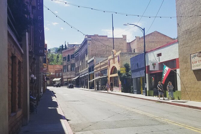 Tombstone and Bisbee Sightseeing Tour With Saguaro N.P. - Preserved Copper Town