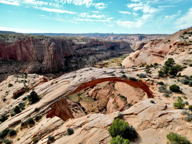 Tonalea: Guided Eggshell Arch Hike W/ Day or Sunset Options - Scenic Views of the Canyon