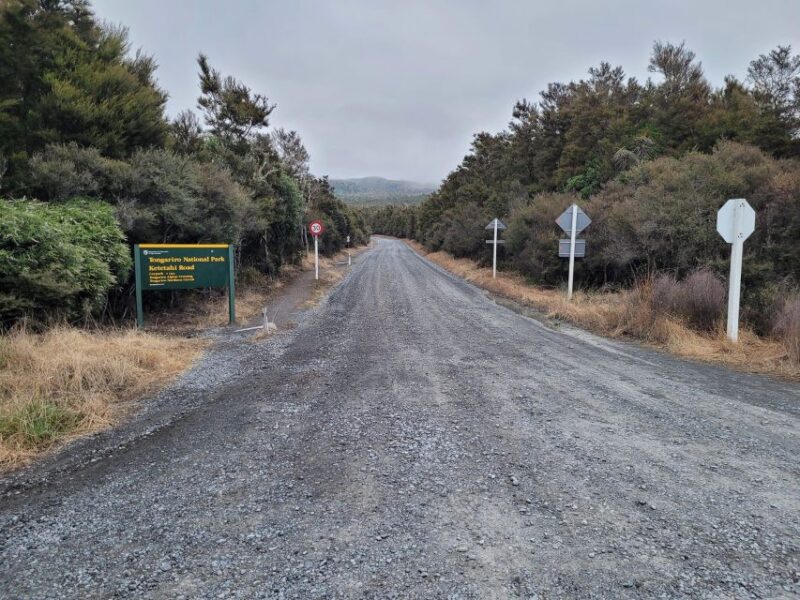 Tongariro Crossing: Ketetahi Park and Ride Shuttle to Start - Key Points