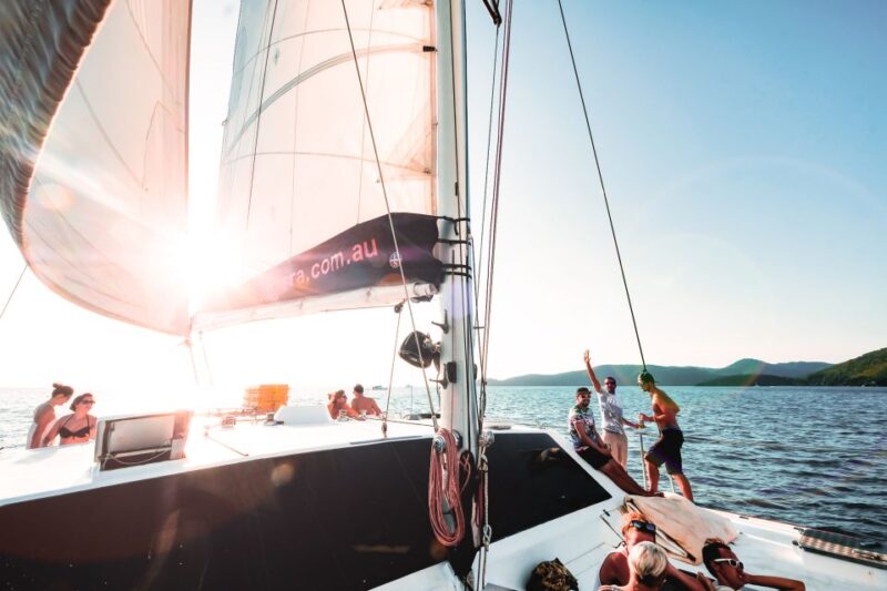 Tongarra: All-Inclusive Day Sail - Snorkeling Around Vibrant Reefs