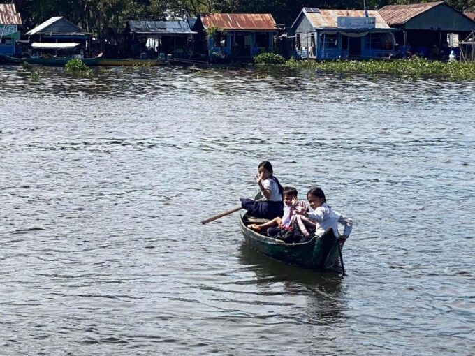 Tonle Sap, Kompong Phluk (Floating Village) - Location and Accessibility