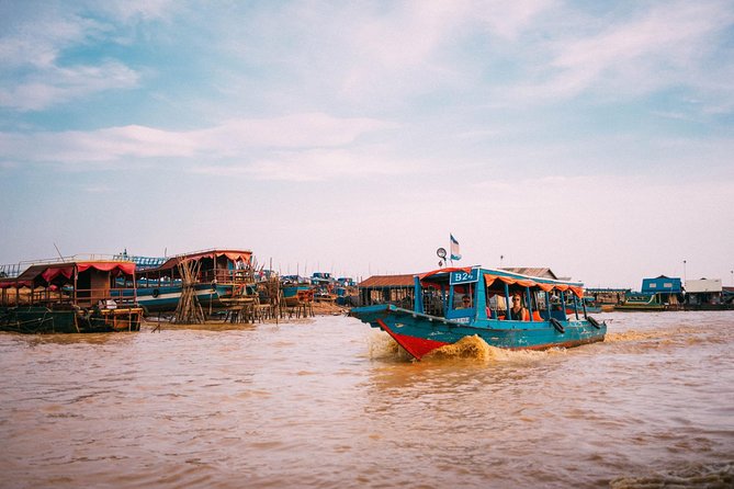 Tonle Sap Lake Sunset Cruise Small Group From Siem Reap - Positive Reviews and Ratings