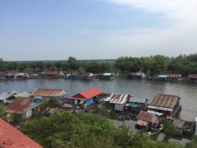 Tonle Sap Tour, Mechrey Floating Village and Ox Cart Ride - Interacting With Local Villagers