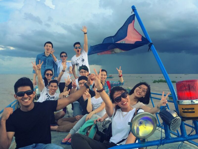 Tonle Sap Tour of Kompong Phluk Village & Evening Food Tour - Language and Pickup