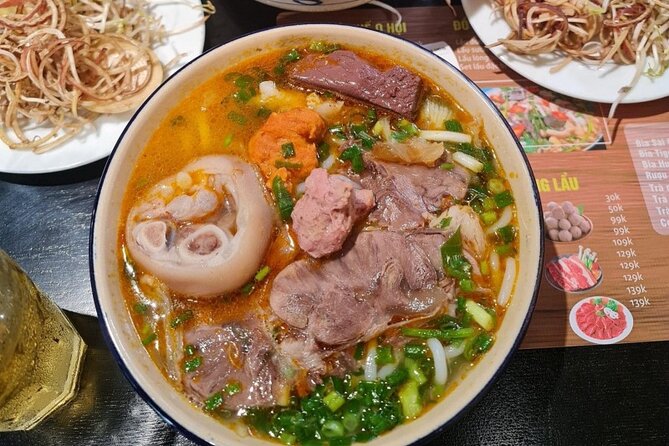 Top Niche Walking Street Food Tour With Uni Student - Exploring Local Culinary Delights