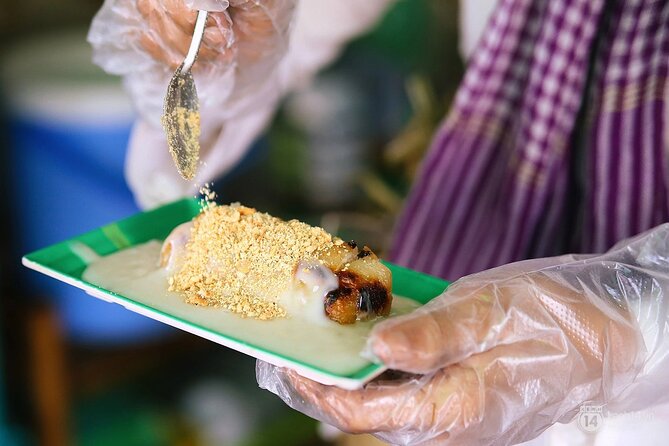 Top Niche Walking Street Food Tour With Uni Student - Exceptional Ratings and Reviews